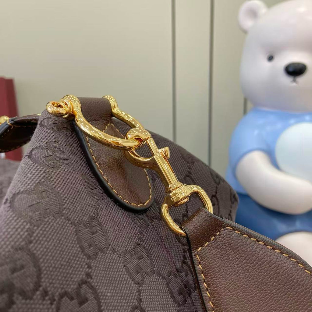 GUCCI - Variation  GG canvas