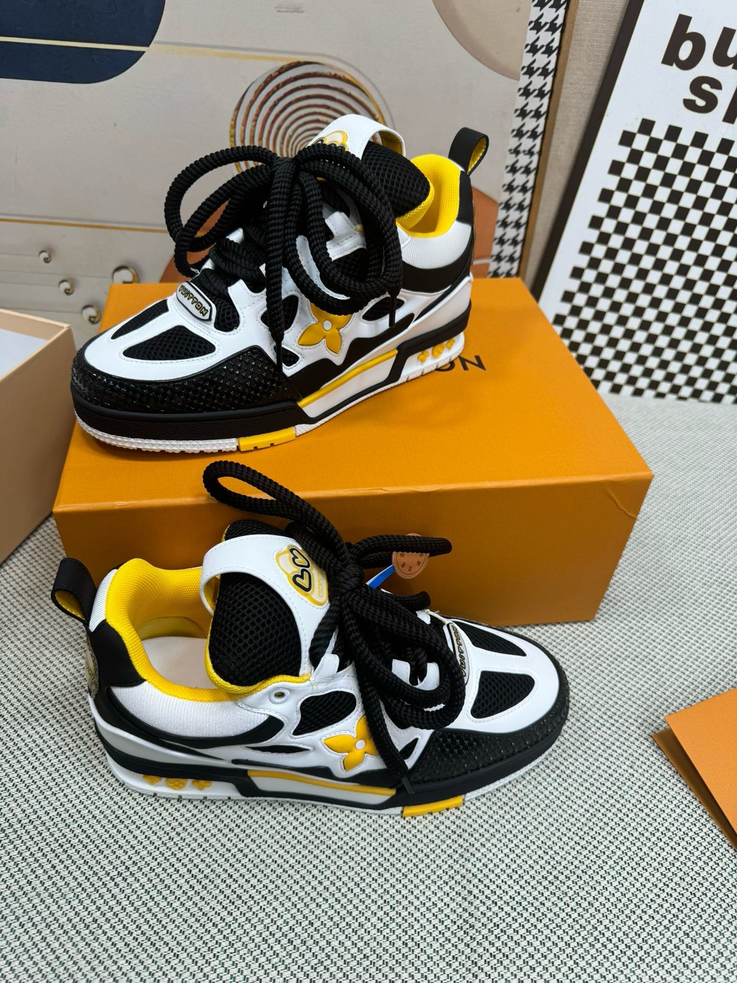 LOUIS VUITTON - Trainer Sneaker