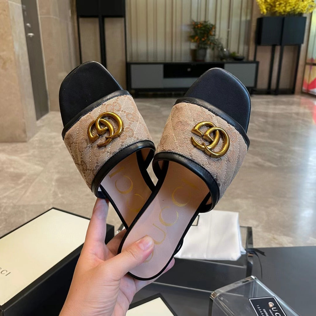 GUCCI - Slippers