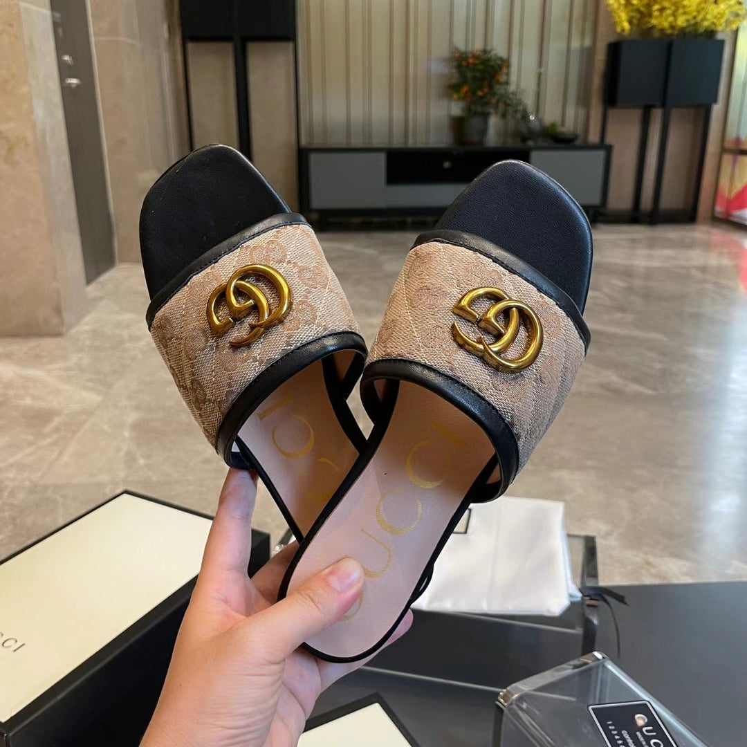 GUCCI - Slippers