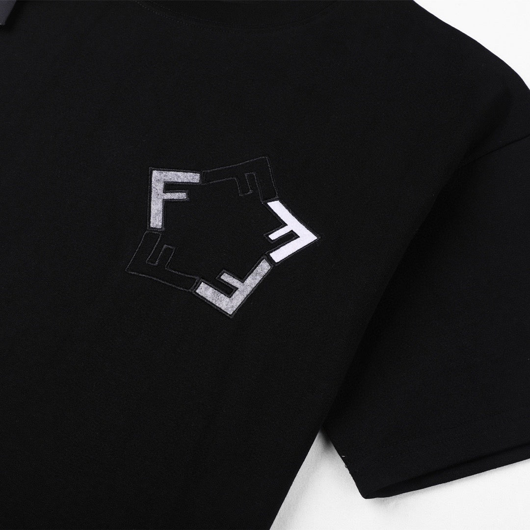 FENDI - T-shirt