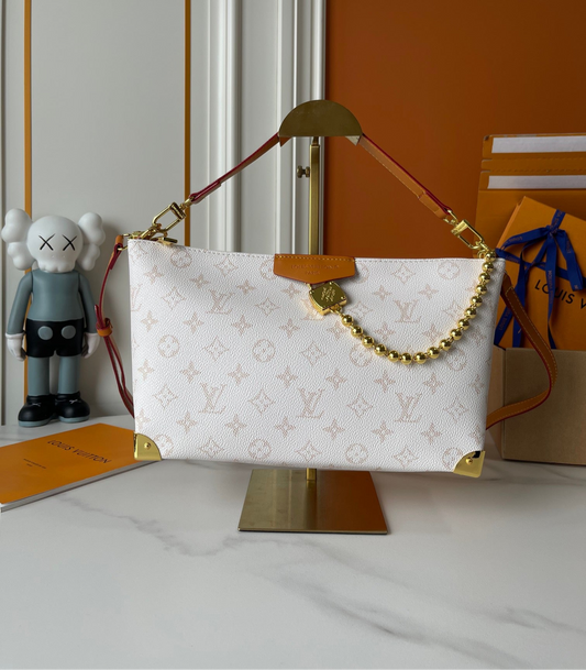 LOUIS VUITTON- Hills Chette