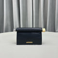 JACQUEMUS - La Petite Pochette Rond Carré clutch