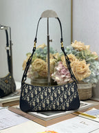 DIOR - Montaigne Wanderlust Mini Bag