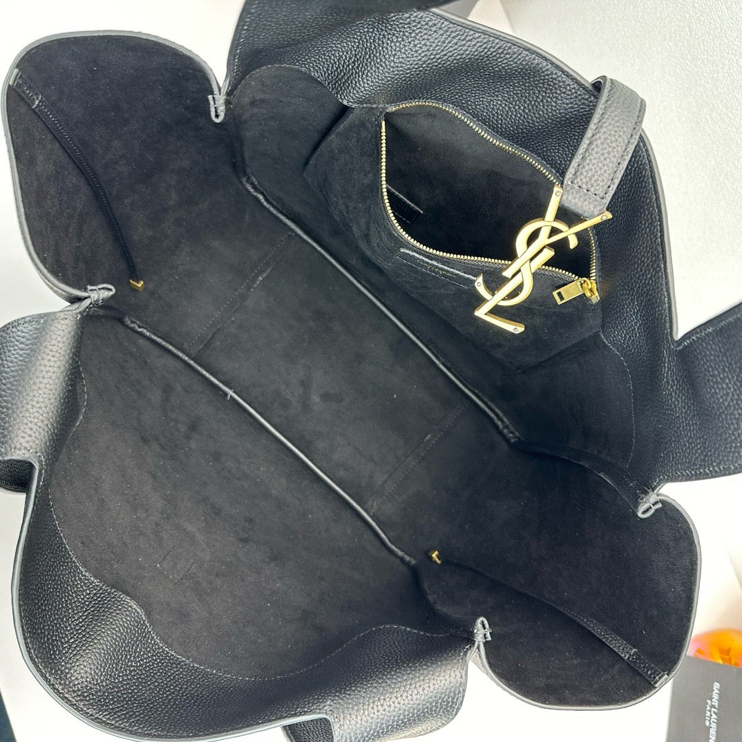 SAINT LAURENT- bea tote in grained leather