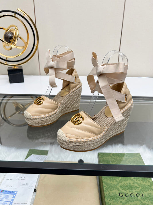GUCCI - Platform heels