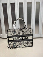 DIOR - Maria Grazia Chiuri