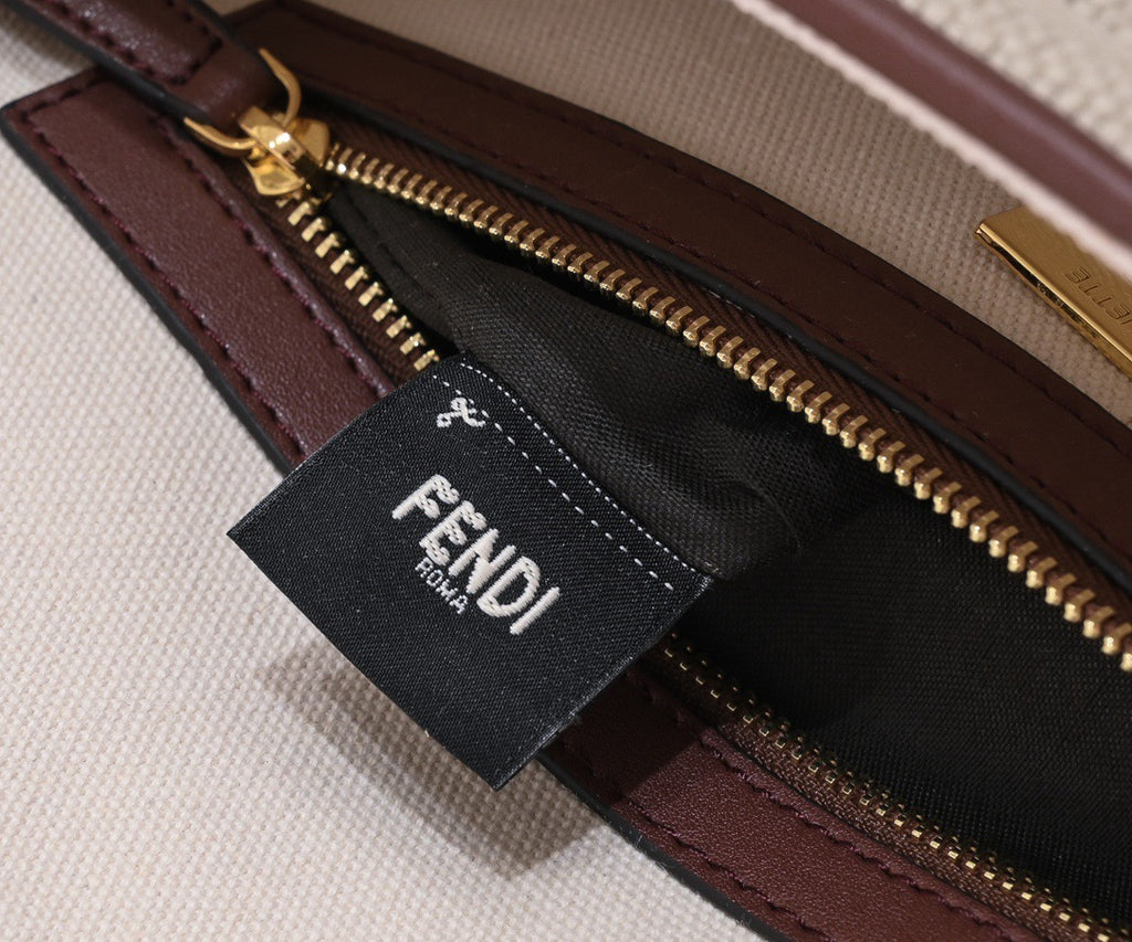 FENDI - Honey Baguette Square Bag