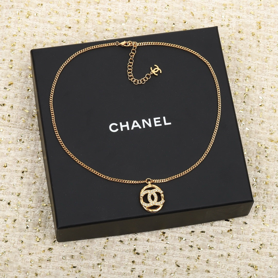 CHANEL - Crystal Necklace