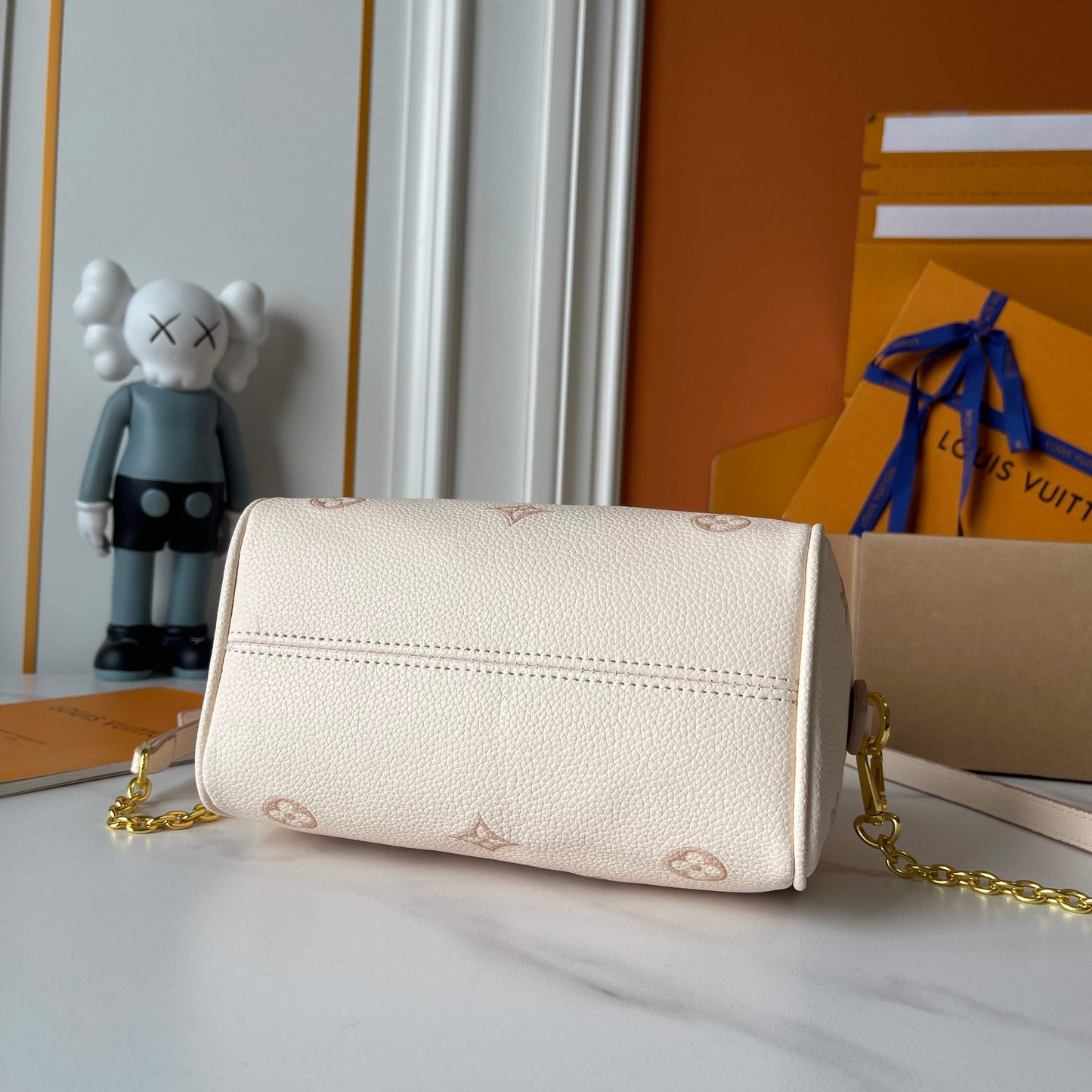 LOUIS VUITTON- Speedy Bandouliere