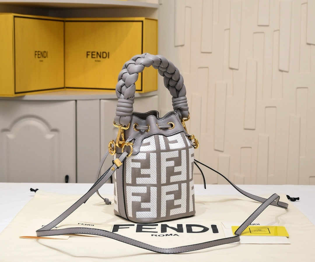 FENDI - Mon Tresor Bucket Bag