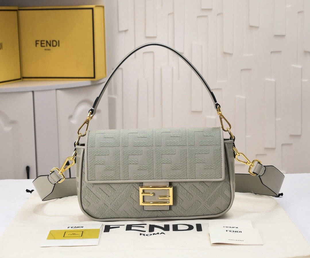 FENDI - Honey Baguette Square Bag