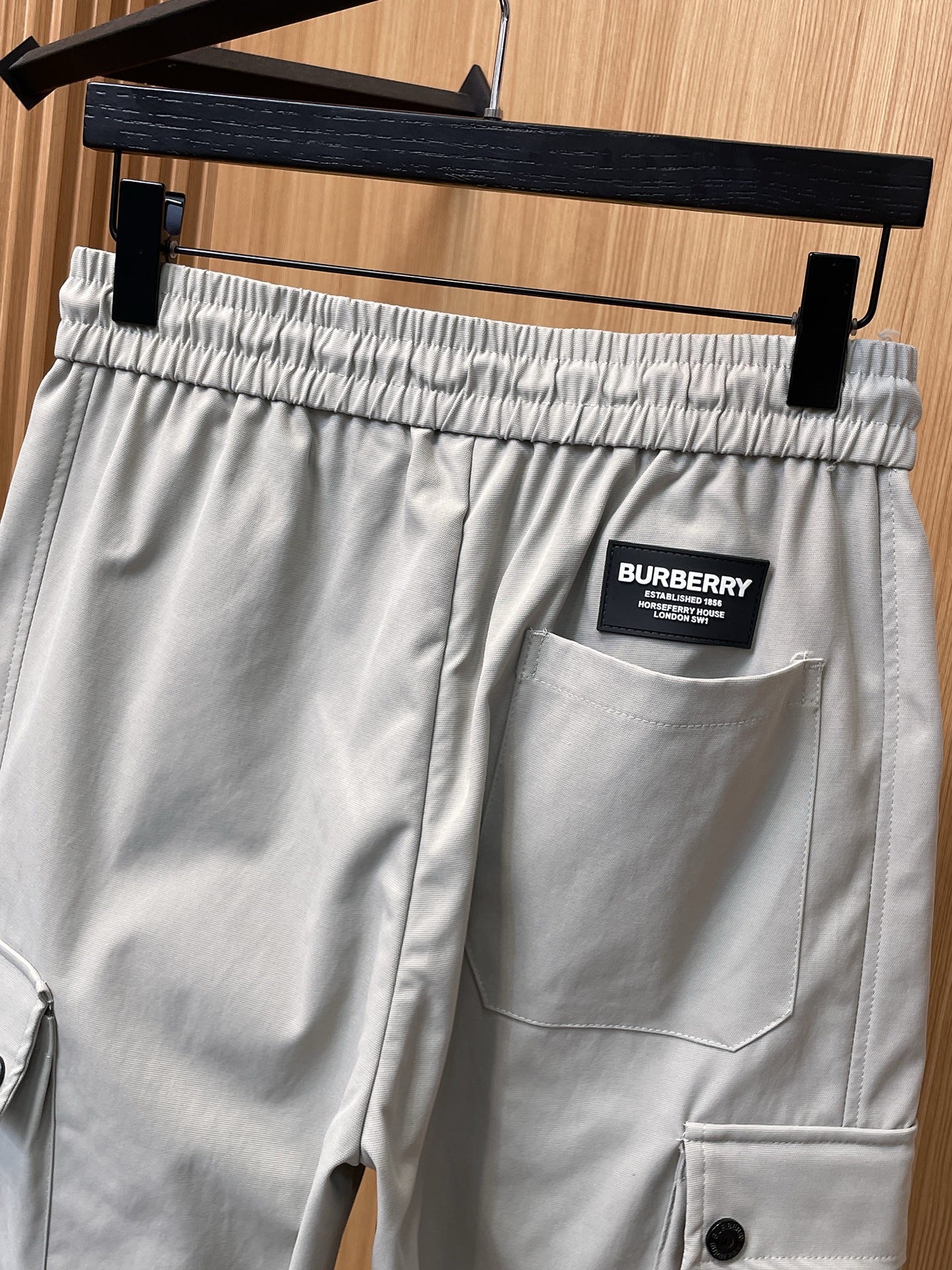 BURBERRY - Cargo Trousers