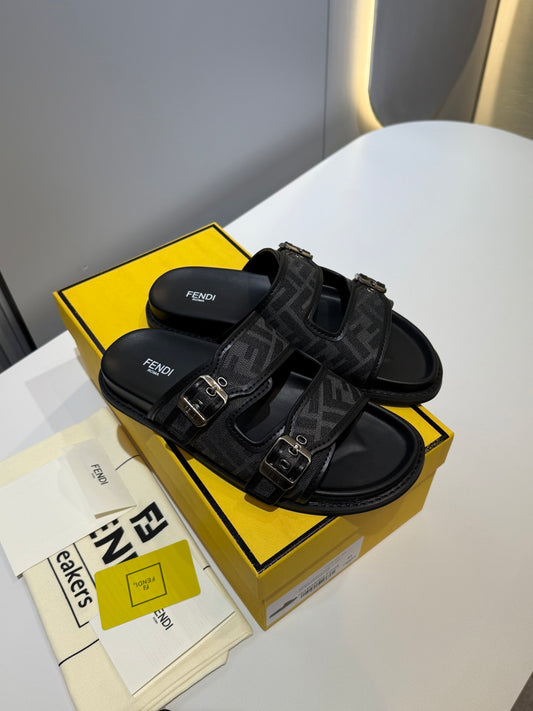 FENDI -  Feel Slippers