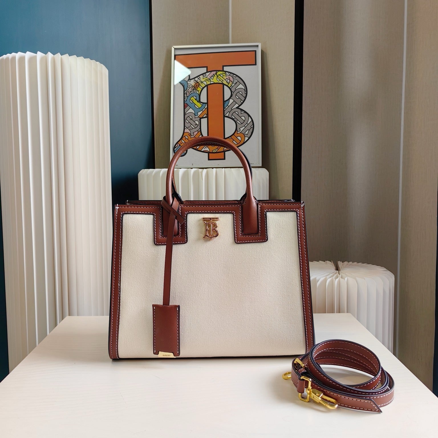 BURBERRY - Mini tote bag
