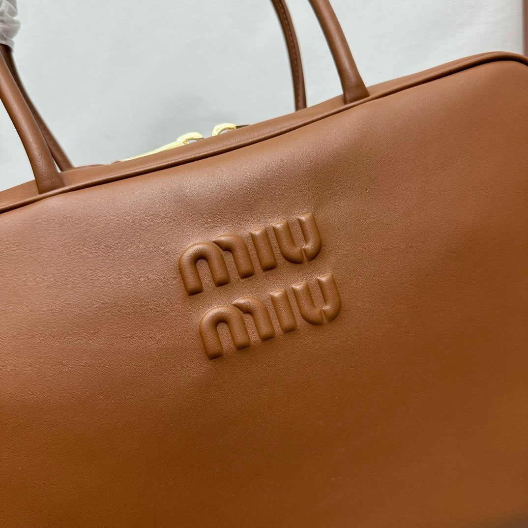 MIU MIU - Leather Beau bag