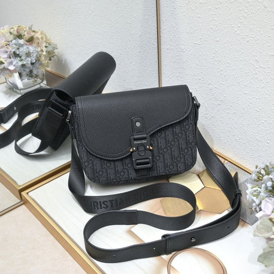 DIOR - Homme Tote