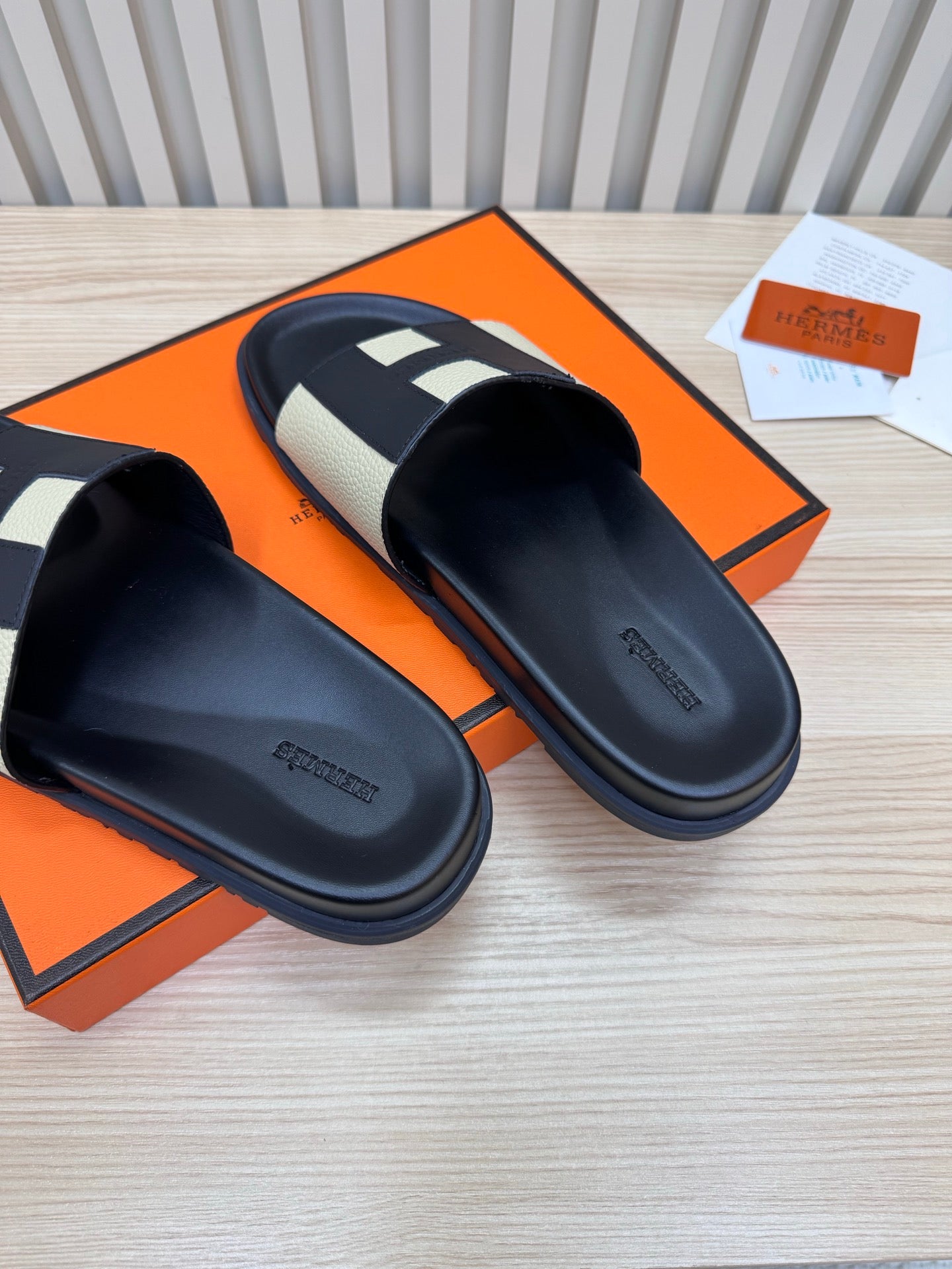 HERMES - men’s slippers
