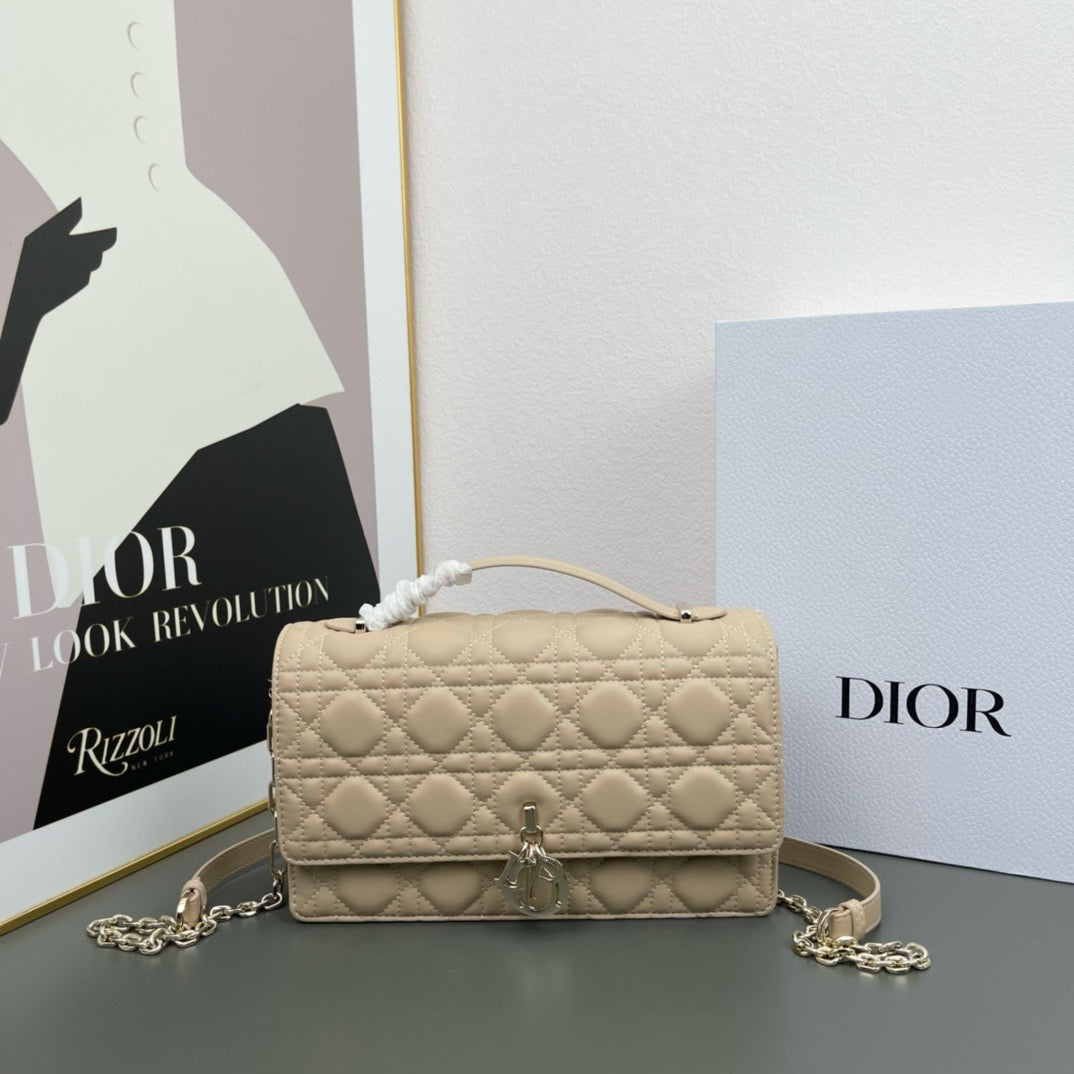 DIOR - miss dior