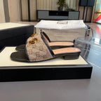 GUCCI - Slippers