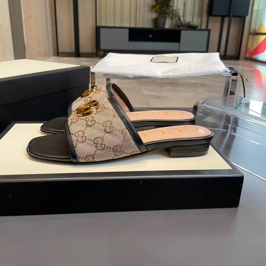 GUCCI - Slippers