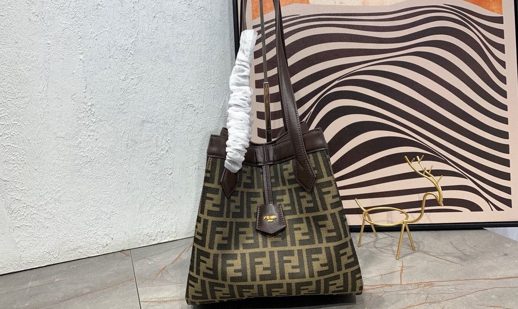 FENDI - Brown FF jacquard fabric bag