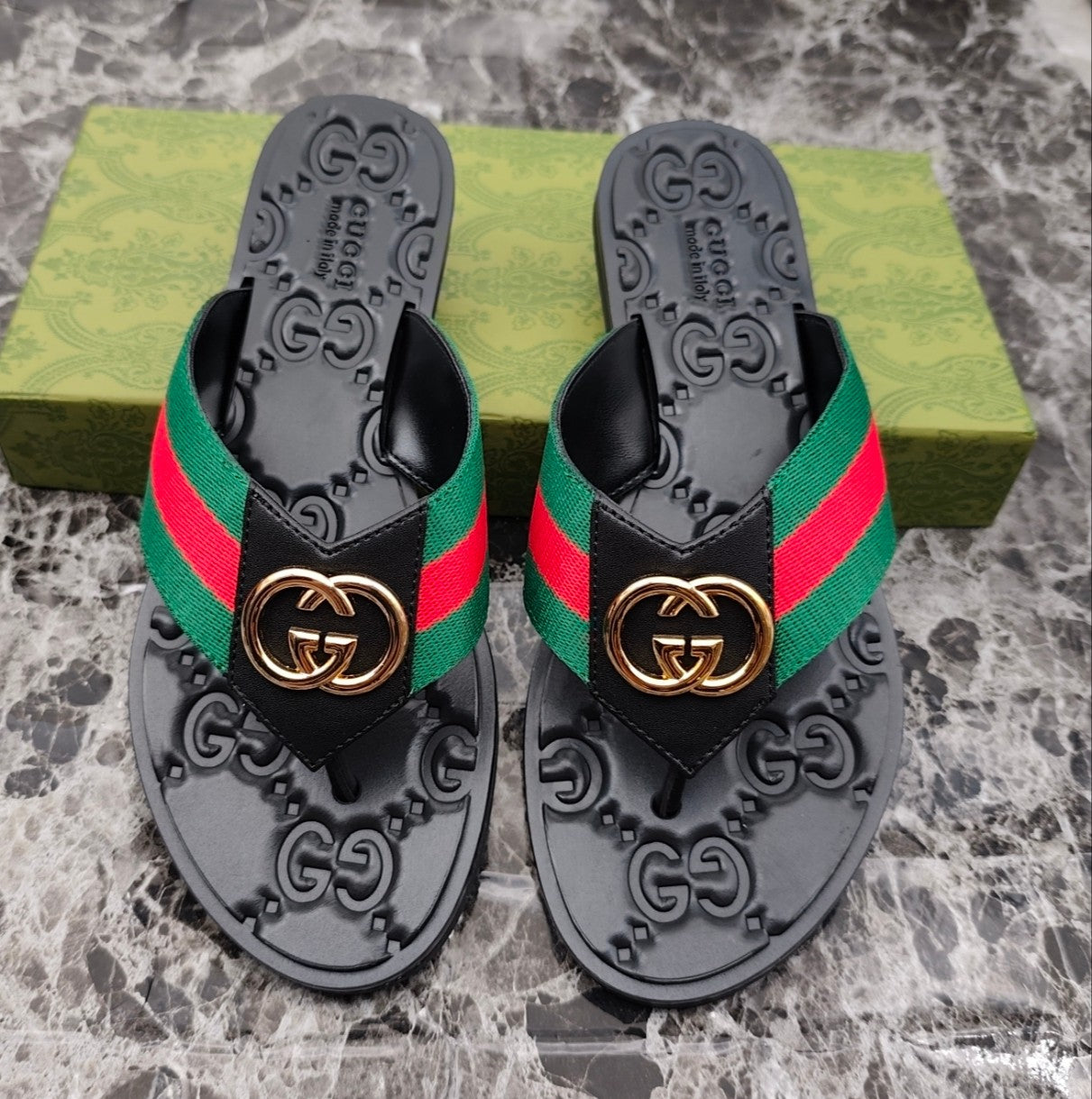 GUCCI - leather sandals