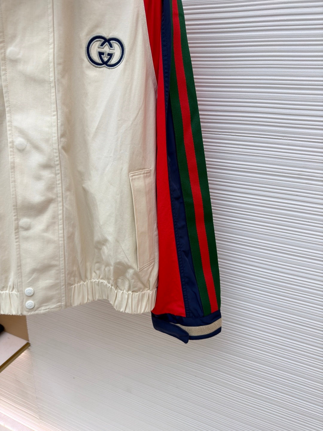 GUCCI  - Men's Red Gg Logo Grg Jacket