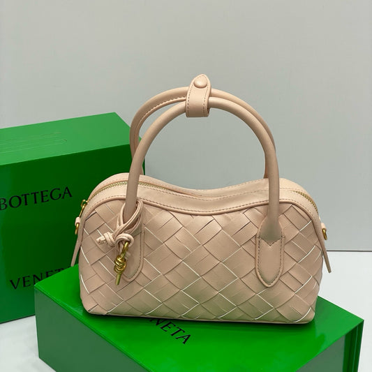 BOTTEGA VENETA- mcCartney