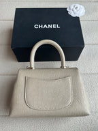 CHANEL - Coco handle