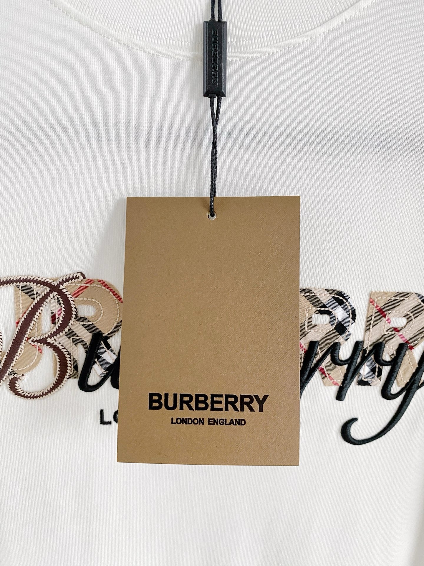 BURBERRY - T-shirt