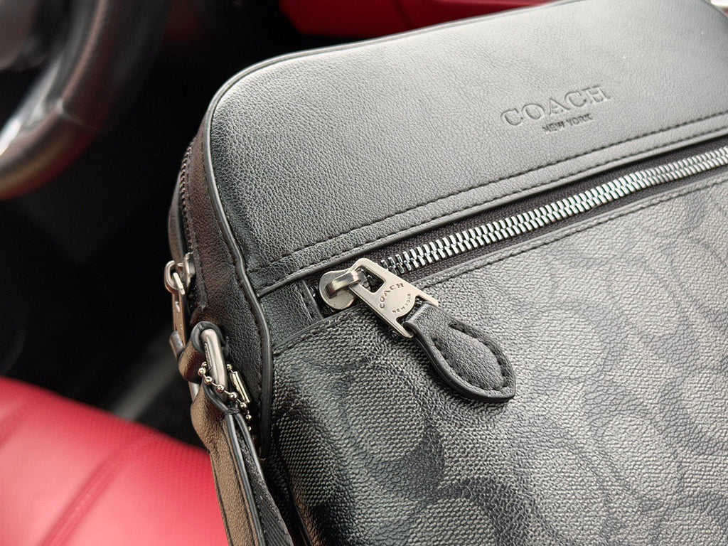 COACH - Men’s Houston 22 bag