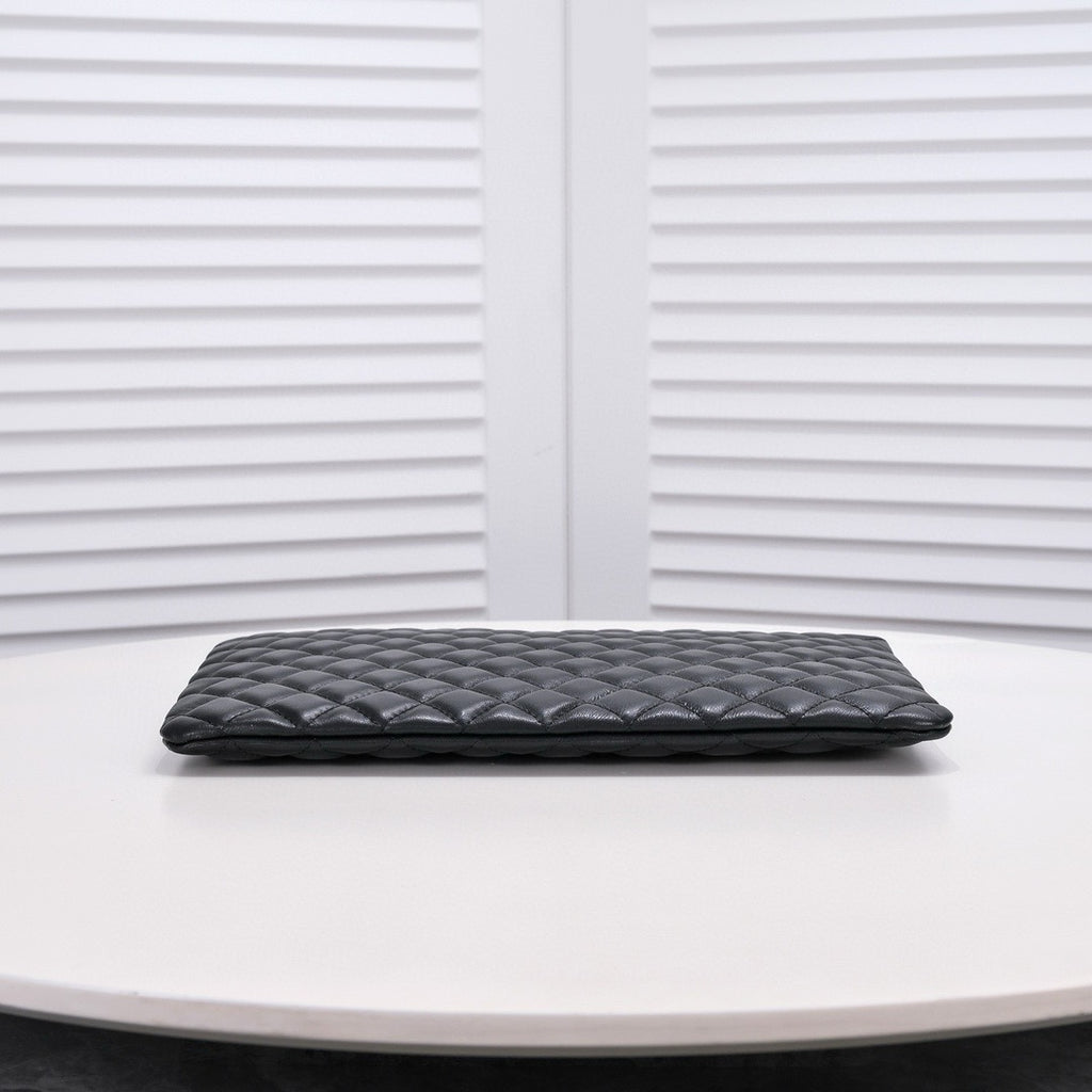 CHANEL - Lambskin O Case clutch bag
