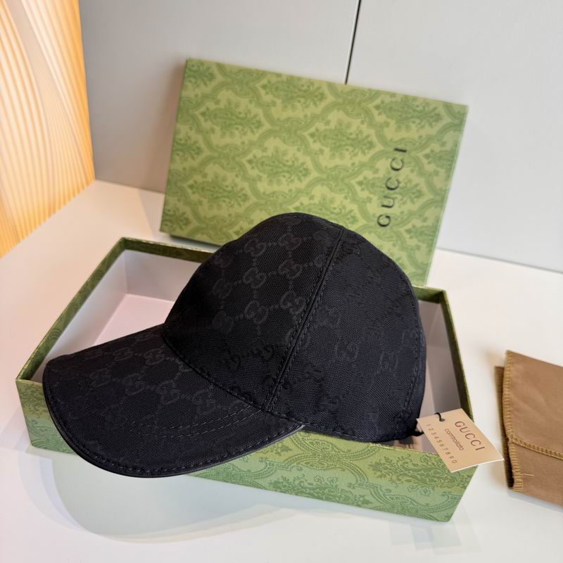 GUCCI - GG cotton canvas baseball hat