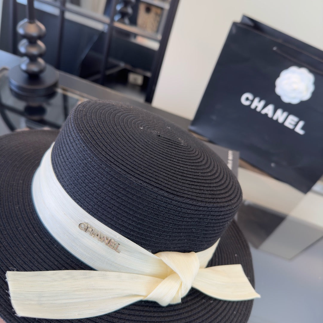 CHANEL - trimmed raffia sun hat
