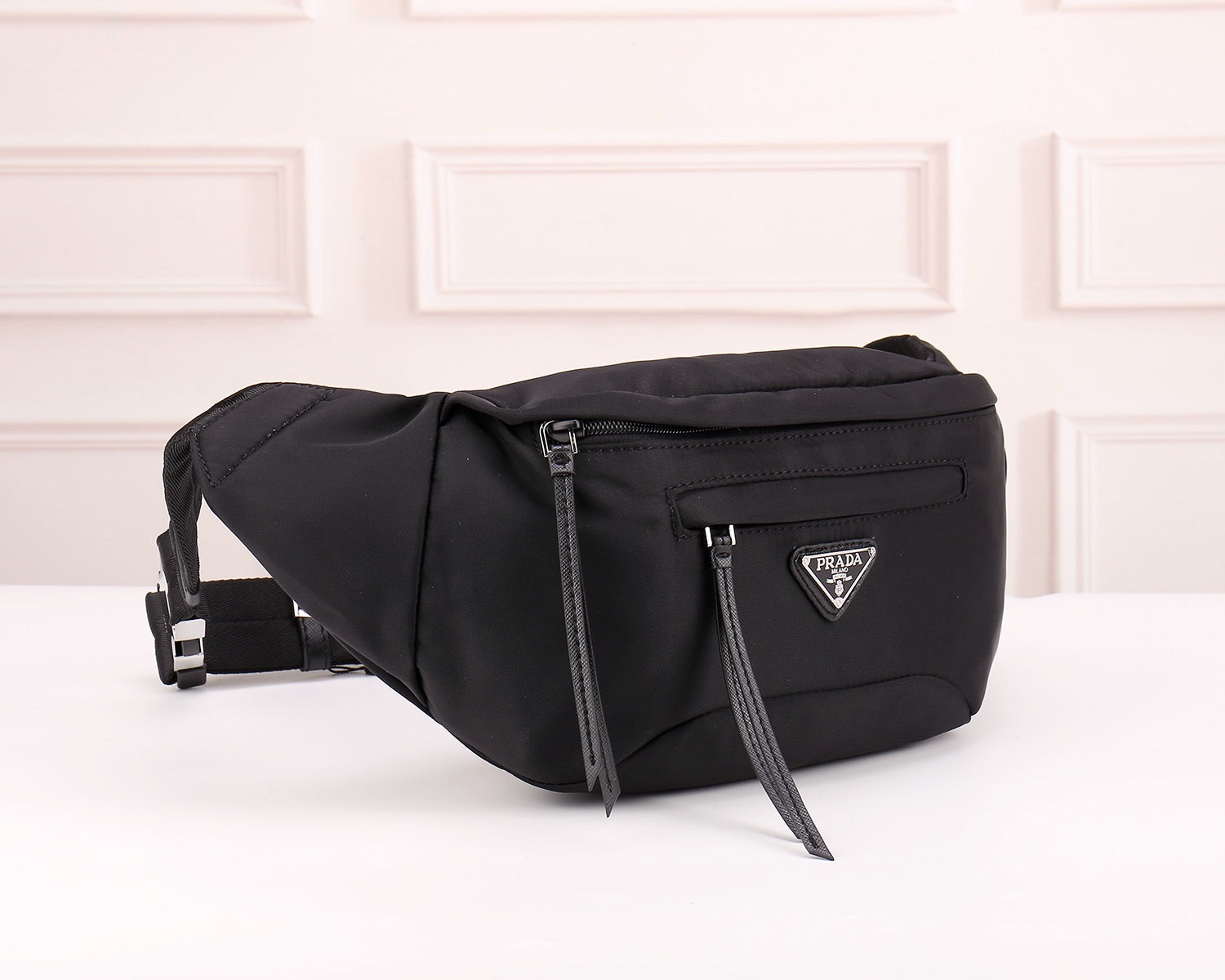 PRADA - Belt bag