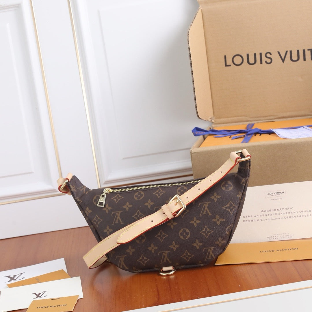 LOUIS VITTON - Monogram Bumbag Belt Bag