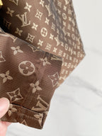 LOUIS VUITTON - Swimming shorts