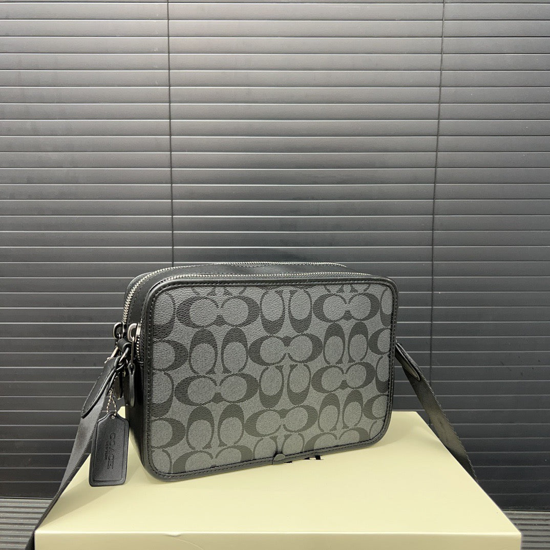 COACH - Men’s Charter 24 bag