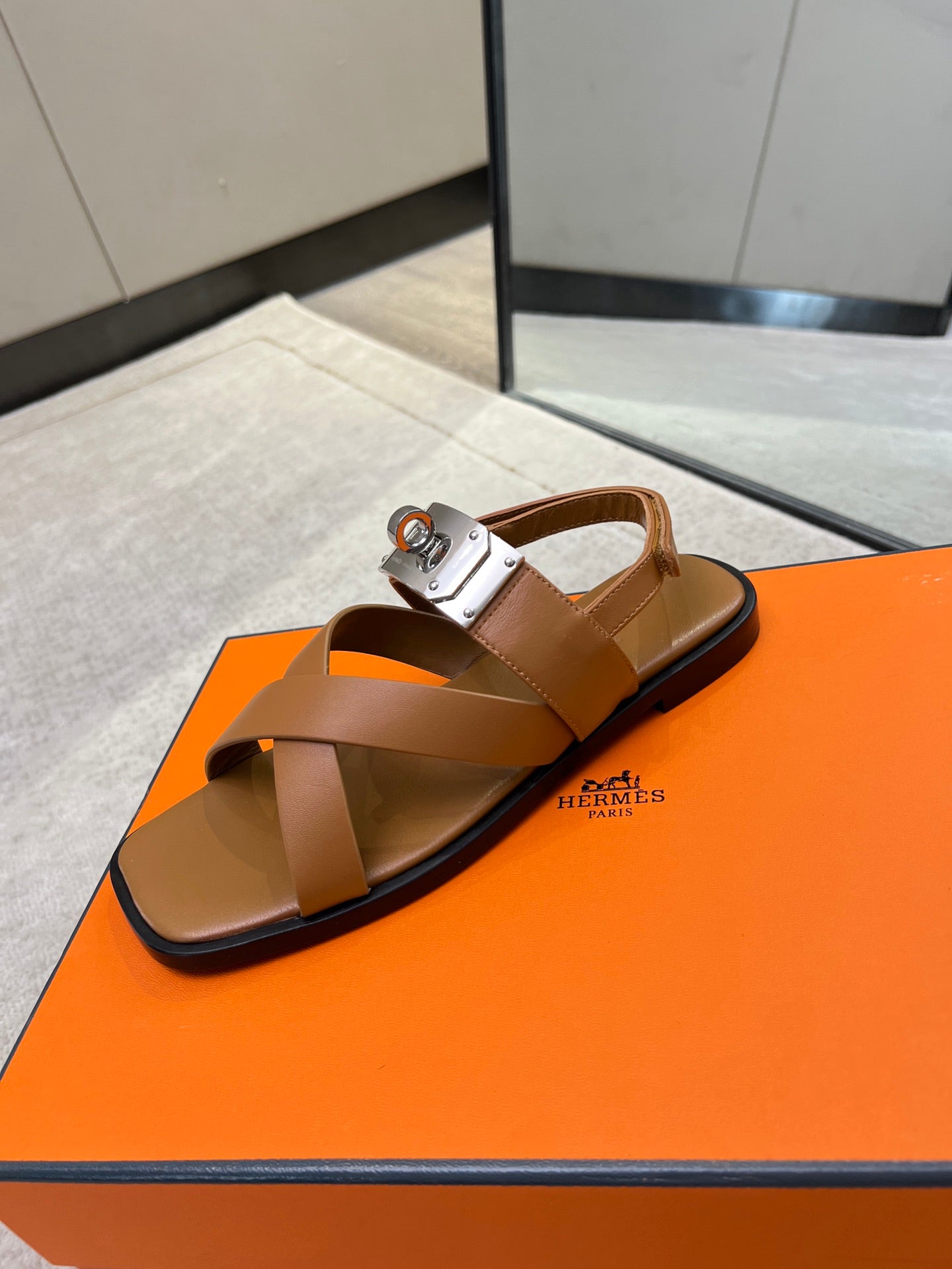 HERMES- Ines sandal
