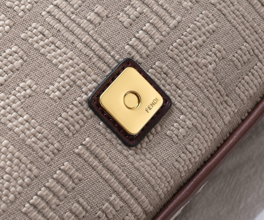 FENDI - Honey Baguette Square Bag