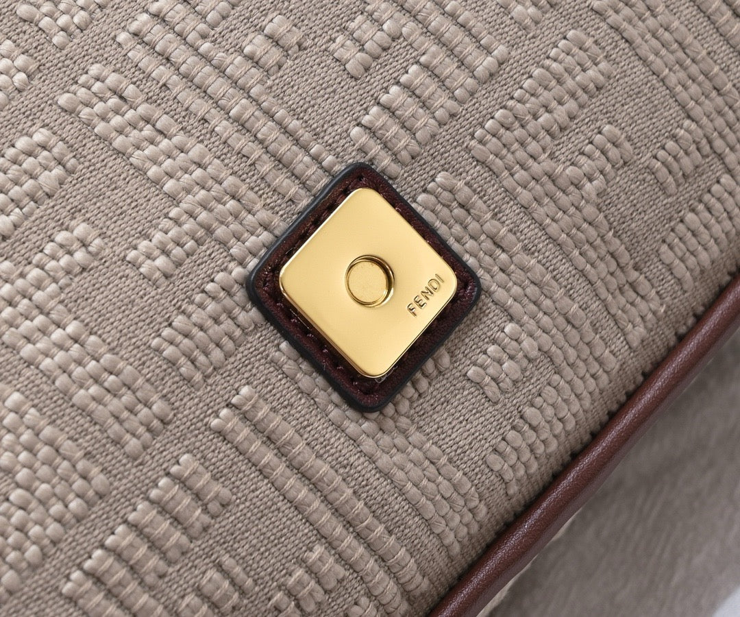 FENDI - Honey Baguette Square Bag