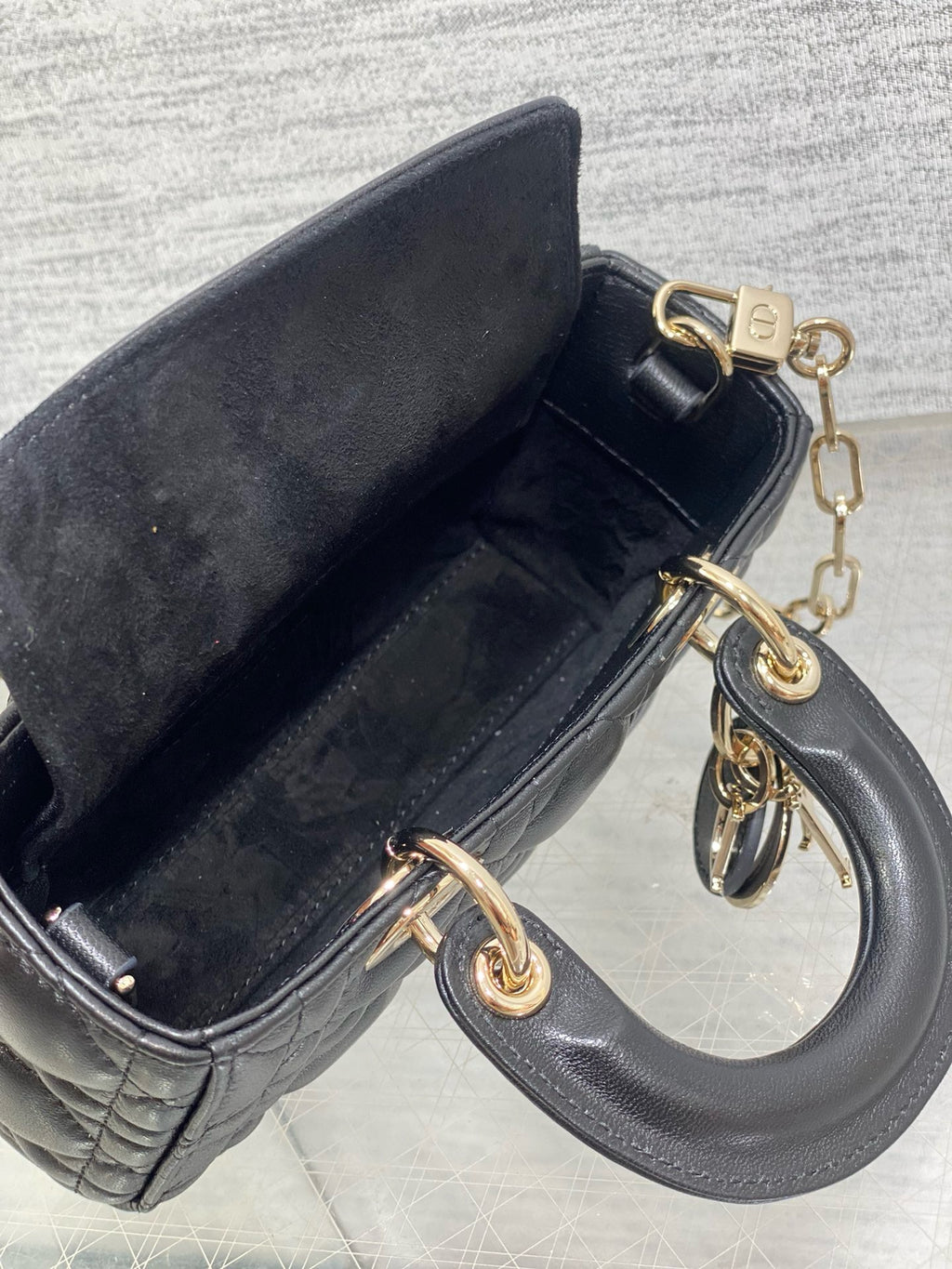 DIOR - D Joy bag