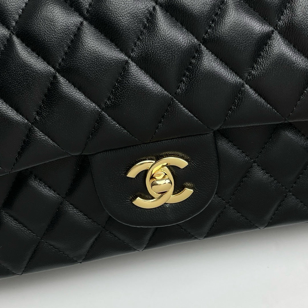 CHANEL - Classic Crush Mini Flap