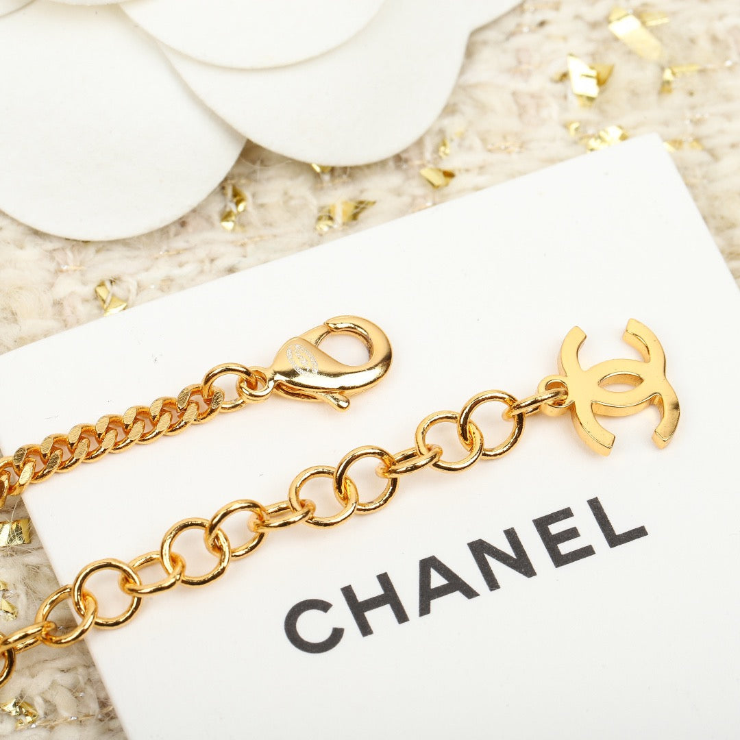 CHANEL - Crystal Necklace