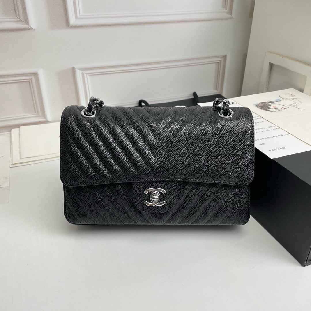 CHANEL - Classic Crush Mini Flap