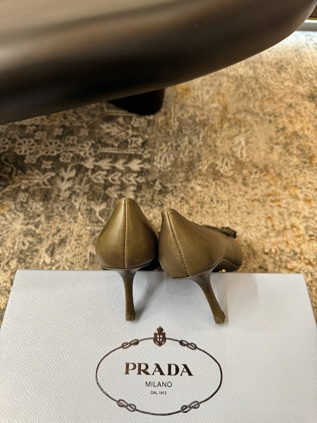 DIOR - open side patent leather heeled pumps