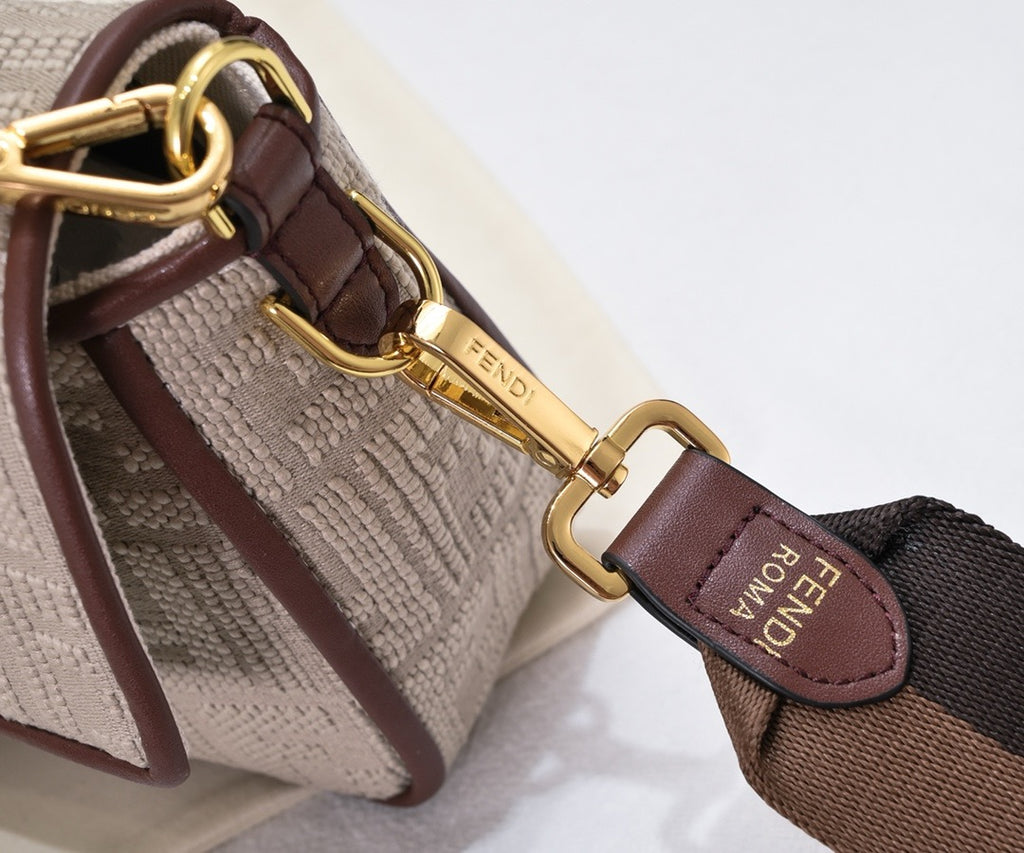 FENDI - Honey Baguette Square Bag