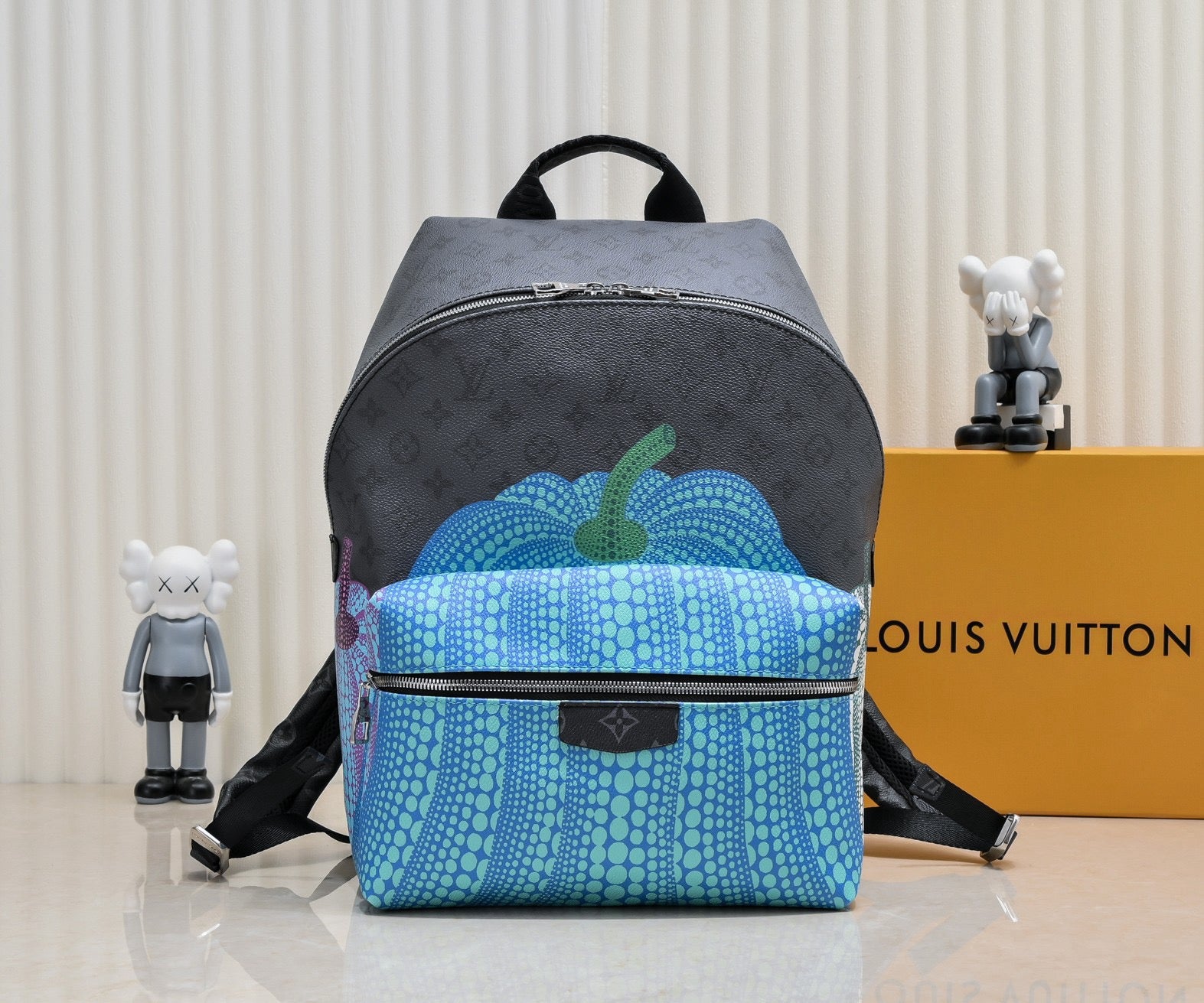 LOUIS VUITTON - LV x YK Discovery Backpack