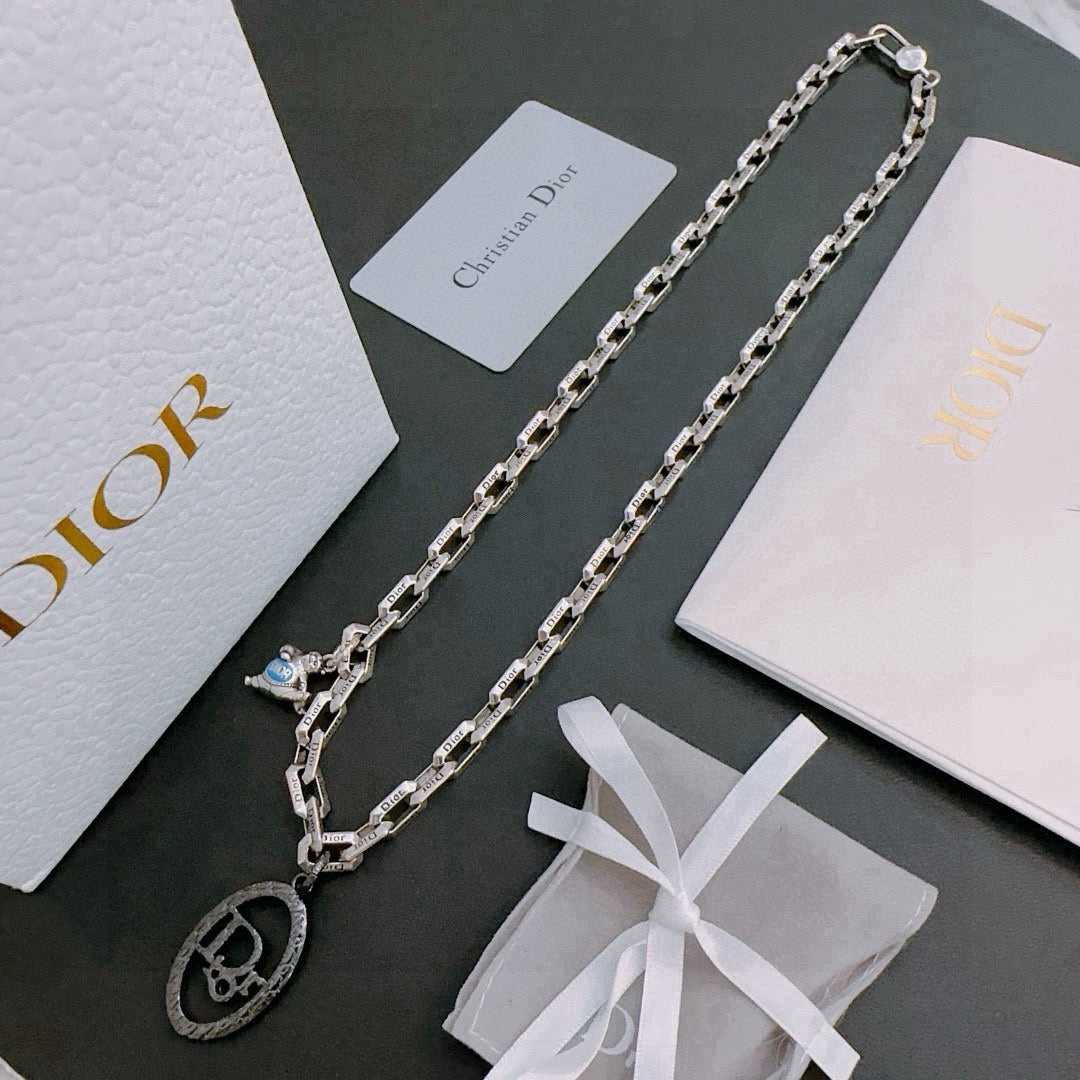 DIOR - Oblique Pendant Necklace